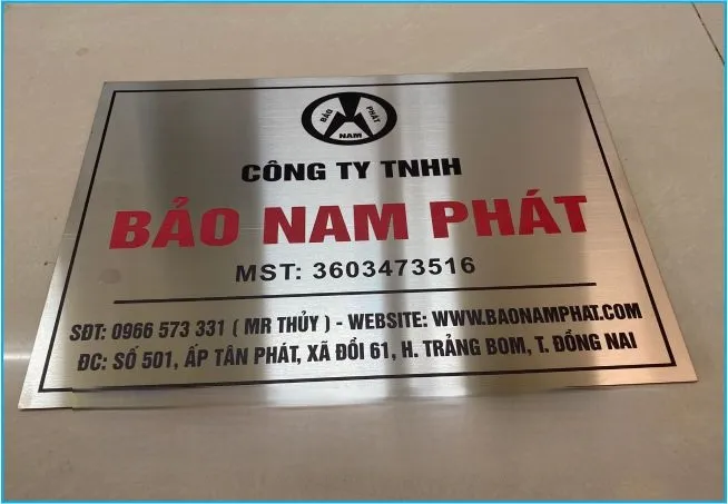 Biển Công Ty Alu Sang Trọng Bang gia lam bien cong ty alu tai Quang Cao 24H