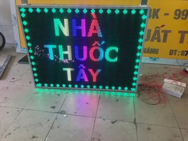 Biển LED Nhà Thuốc Chuẩn Chuỗi Bang gia tham khao dich vu lam bien led nha thuoc
