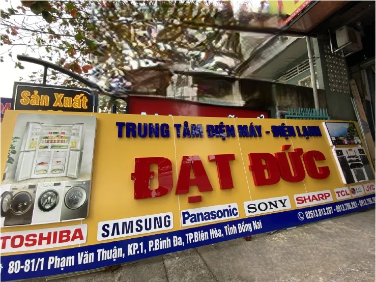 Bảng Hiệu Alu Sang Trọng – Bền Đẹp Bang hieu alu co kha nang chong choi tot voi moi dieu kien thoi tiet khac nghiet nhu mua nang gio bao