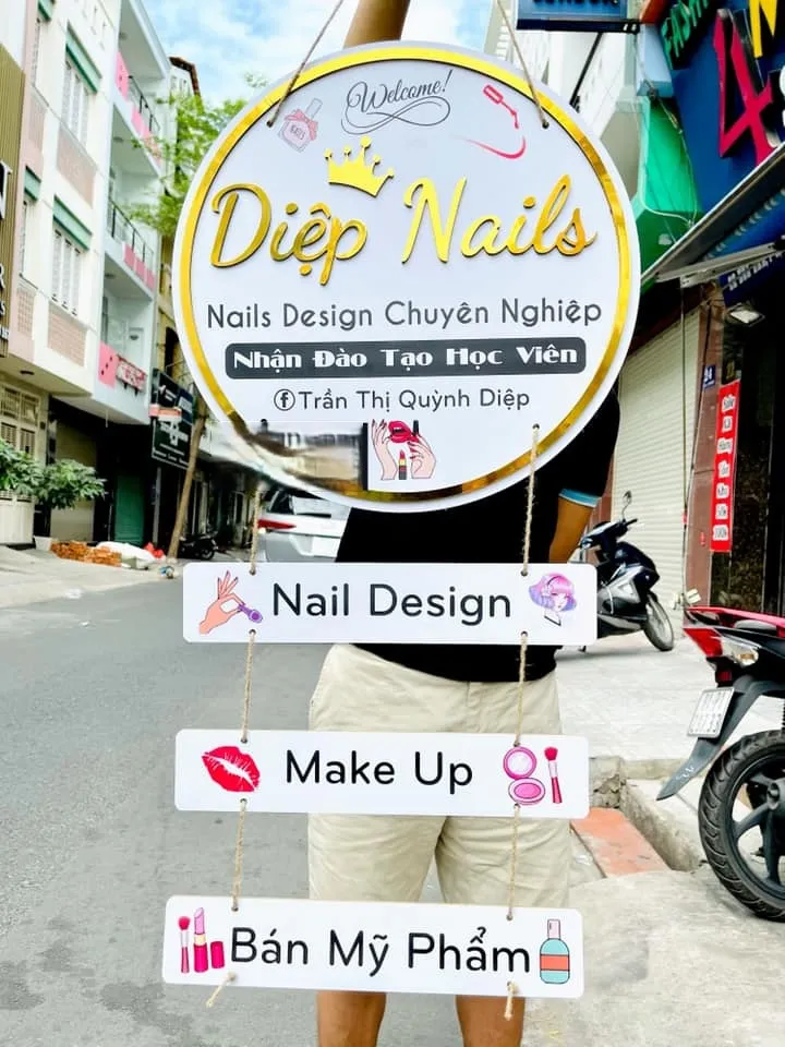Bảng Hiệu Tiệm Nail Hút Mắt Bang hieu tiem nail dung