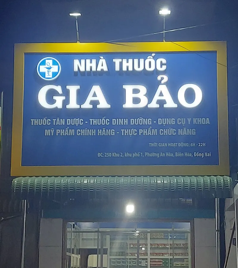Bảng Hiệu Nhà Thuốc Chuẩn Quy Định Cac mau bang hieu nha thuoc nay thuong mang den cam giac dang tin cay chuyen nghiep va gan gui 3