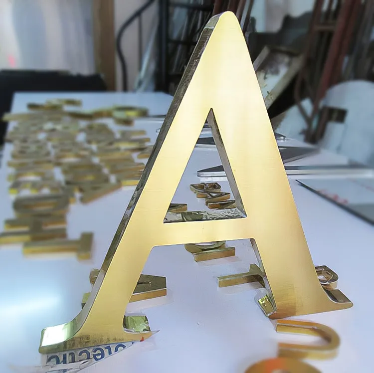 Chữ Inox Mạ Vàng Cao Cấp Chu inox ma vang guong la lua chon hang dau cho nhung ai yeu thich ve dep hien dai va sang trong