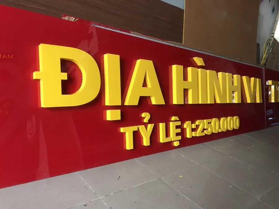 Chữ Nổi Alu Gương Sang Trọng Chu noi alu ngoai troi duoc thiet ke dac biet de chiu duoc cac dieu kien khac nghiet