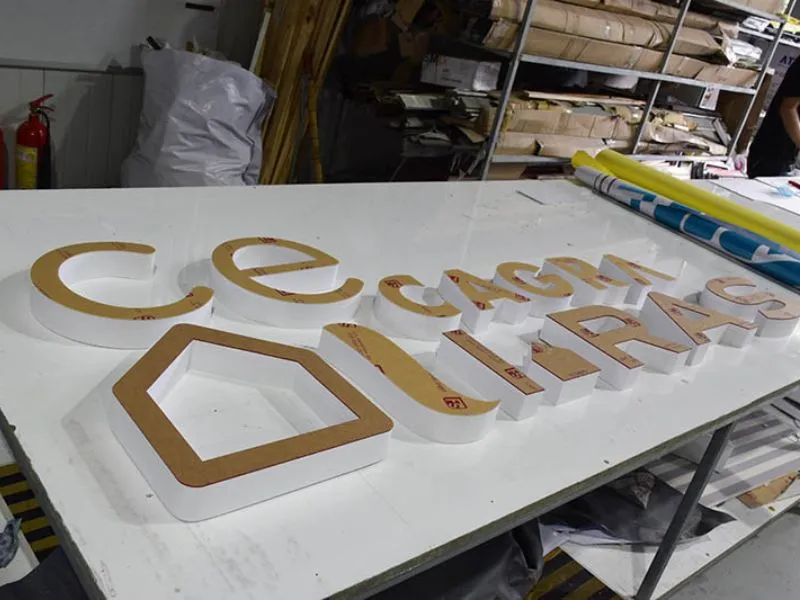 Chữ Nổi Formex Cắt CNC Sắc Sảo Chu noi