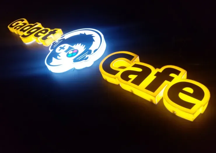 Chữ Nổi Quảng Cáo Chuyên Nghiệp Chu noi hat chan la loai bien hieu tao hieu ung anh sang phia sau chu