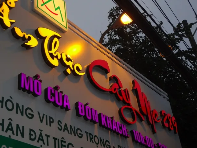 Dịch Vụ Làm Bảng Hiệu Chuyên Nghiệp Dich vu lam bang hieu quan nhau gia re tai tphcm 1