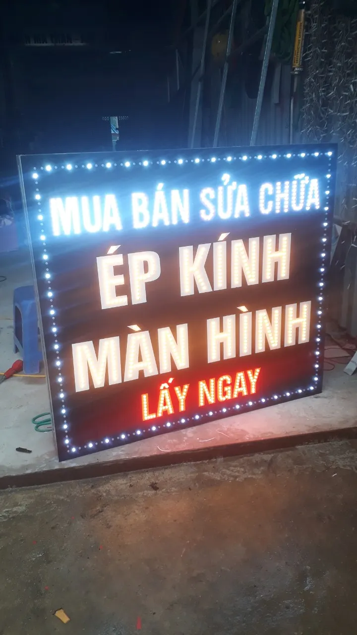 Dịch Vụ Làm Bảng Hiệu Chuyên Nghiệp Dich vu lam bien hieu lay lien cua Quang Cao 24h cung cap giai phap nhanh chong voi muc gia hop ly