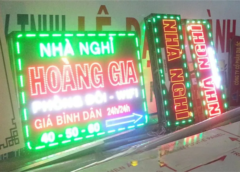 Biển LED Karaoke Bắt Mắt Dich vu lam bien led karaoke tai Quang Cao 24H