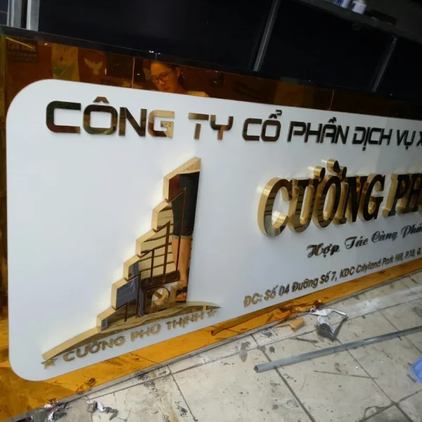 Biển Công Ty Chữ Nổi Thẩm Mỹ Cao Loi ich khi su dung dich vu lam bien cong ty chu noi tai Quang Cao 24H