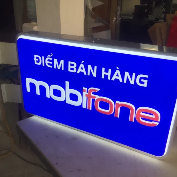 Biển Vẫy Hộp Đèn Sáng Đều Nhung ung dung pho bien cua bien vay hop den trong kinh doanh