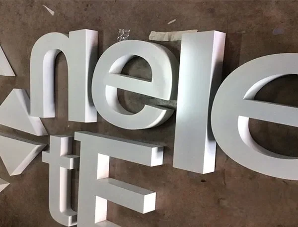 Chữ Nổi Formex Cắt CNC Sắc Sảo Quang Cao 24h cung cap bang gia chu noi formex chi tiet va minh bach