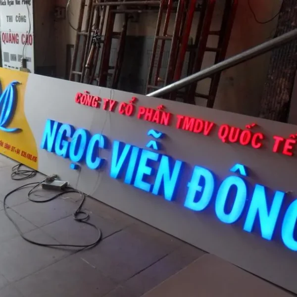 Chữ Nổi Alu Gương Sang Trọng Quang Cao 24h luon san sang dap ung moi nhu cau lam chu noi alu cua quy khach hang