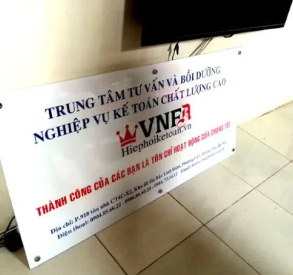 Biển Công Ty Mica Sắc Nét Quy trinh lam bien cong ty mica tai Quang Cao 24H