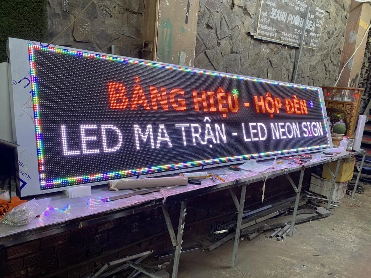 Biển LED Ma Trận 3 Màu Đa Hiệu Ứng Tong quan ve bien led ma tran 3 mau va ung dung trong quang cao