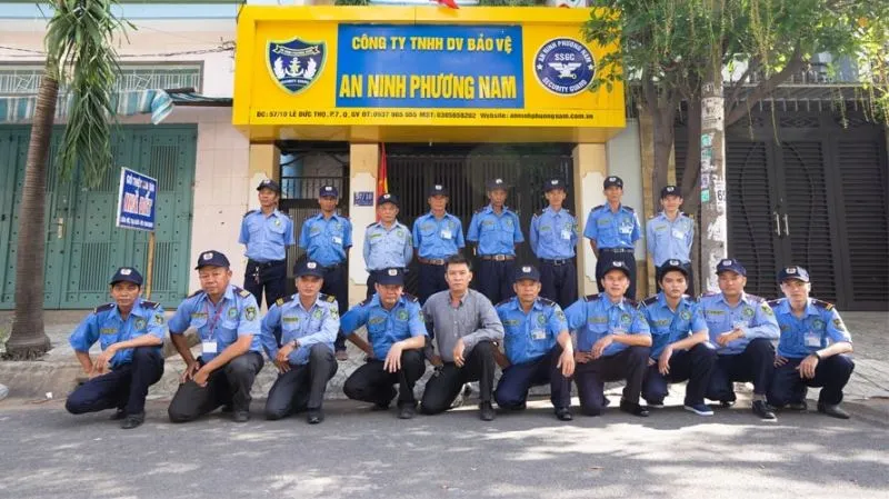 Bảng Hiệu Công Ty Bảo Vệ Chuyên Nghiệp dich vu lam bang hieu cong ty bao ve gia re tai TP.HCM