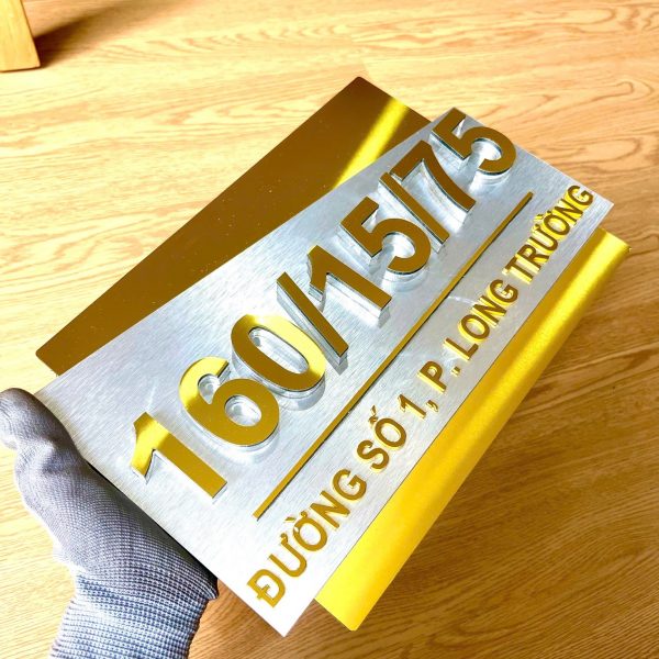 Biển Số Nhà - Nền vàng sang trọng + hợp phong thủy. BSN-QC24H005