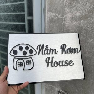 Biển Số Nhà - Nền Alcorest bạc xước, số nổi chân mica 15x25cm