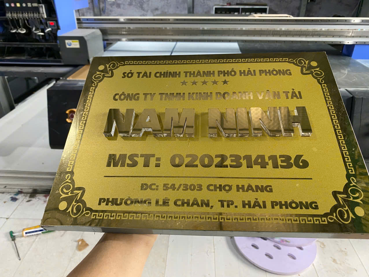 Bảng tên công ty chữ nổi - Ảnh 7