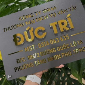 Alternative view of Bảng tên công ty sang trọng thiết kế riêng 20x30cm