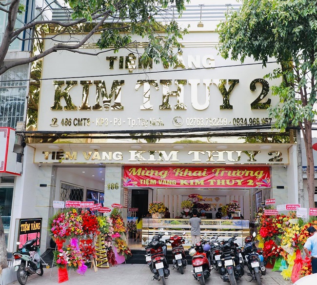 Mẫu bảng hiệu tiệm vàng bạc chuẩn - Ảnh 3