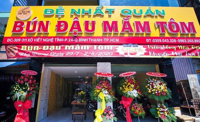 Bảng hiệu bún đậu mắm tôm