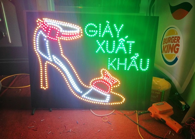 Biển quảng cáo shop giày dép - Ảnh 14