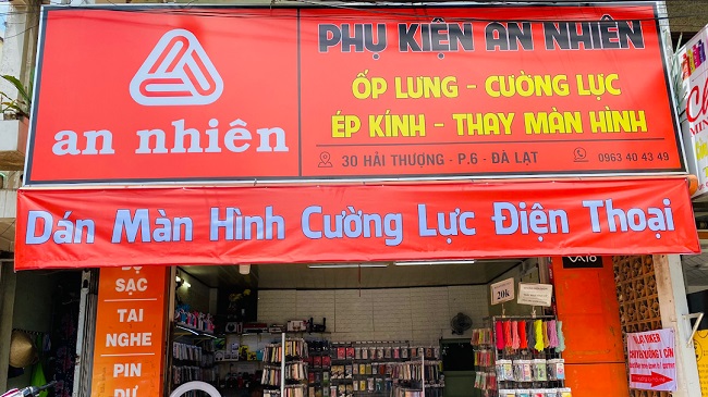 Bảng hiệu phụ kiện điện thoại - Ảnh 5
