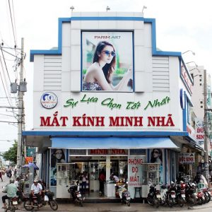 Alternative view of Mẫu bảng hiệu quảng cáo kính mắt thời trang