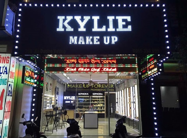 Mẫu bảng hiệu makeup đáng yêu - Ảnh 2
