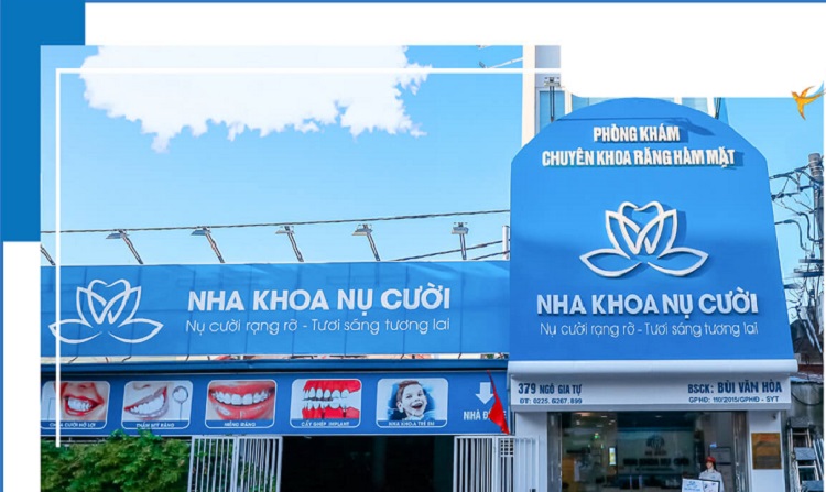 Mẫu bảng hiệu nha khoa cuốn hút