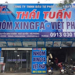 Alternative view of Mẫu bảng hiệu nhôm kính Xingfa đẹp
