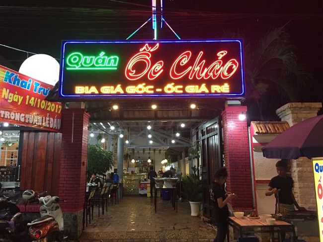 Mẫu bảng hiệu quán ốc cuốn hút