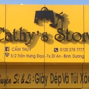 Alternative view of Biển quảng cáo shop giày dép