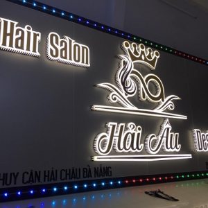 Alternative view of Mẫu biển quảng cáo salon tóc ấn tượng