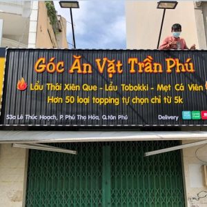 Mẫu bảng hiệu tôn sóng quảng cáo ấn tượng