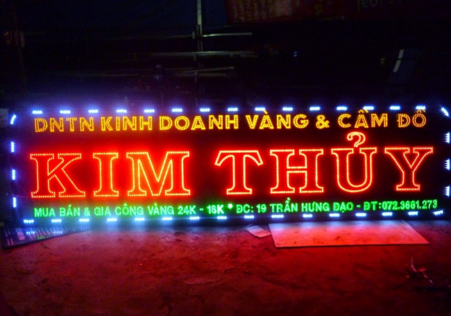 Mẫu bảng hiệu tiệm vàng bạc chuẩn - Ảnh 5