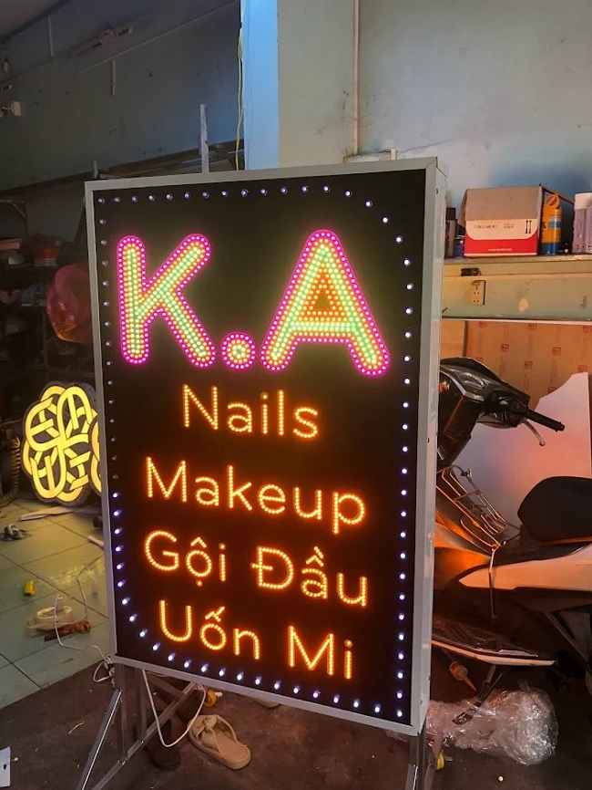 Mẫu bảng hiệu makeup đáng yêu - Ảnh 12
