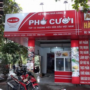 Biển quảng cáo bún phở hút khách
