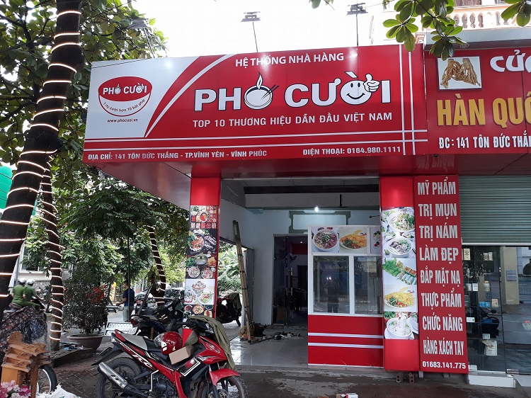 Biển quảng cáo bún phở hút khách