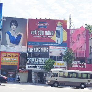 Alternative view of Biển quảng cáo đa dạng chất liệu