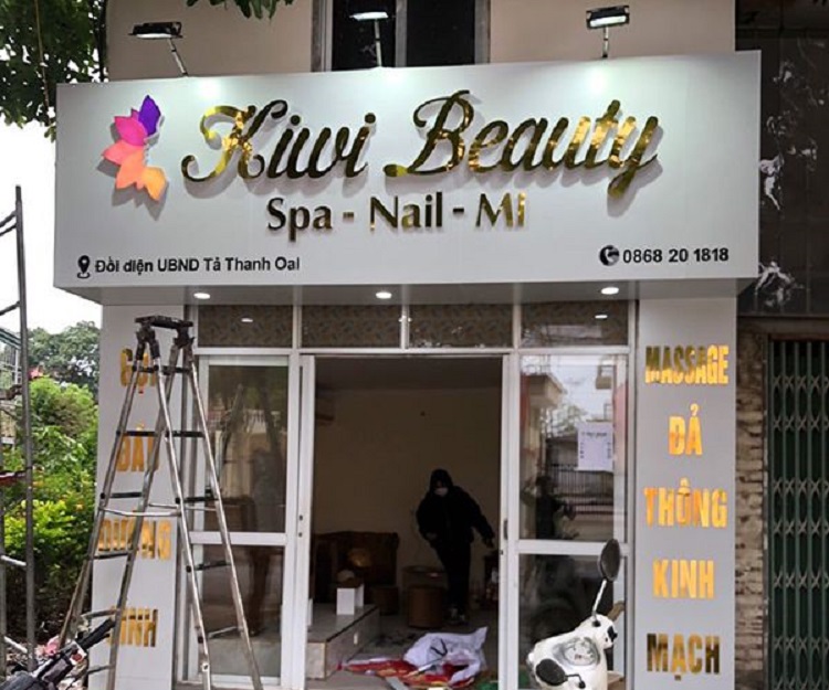 Biển quảng cáo tóc và móng hot
