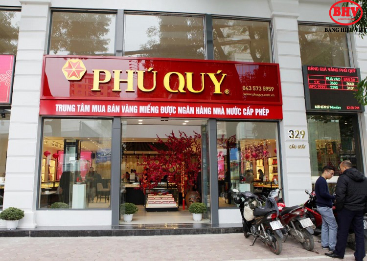 Làm bảng hiệu alu chuyên nghiệp