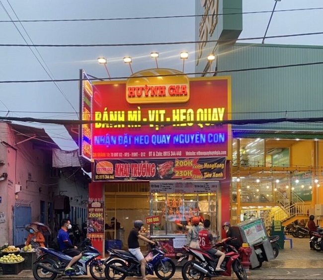 Biển quảng cáo tiệm vịt quay - Ảnh 3