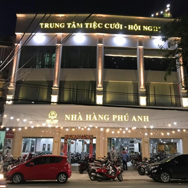 Bảng hiệu nhà hàng tiệc cưới sang trọng - Ảnh 9