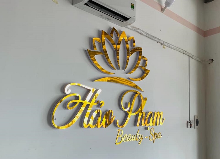 Biển quảng cáo mỹ phẩm cao cấp - Ảnh 9