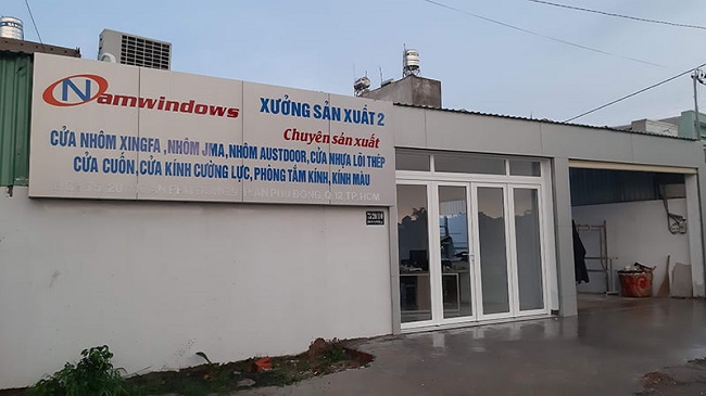 Mẫu bảng hiệu nhôm kính Xingfa đẹp - Ảnh 13