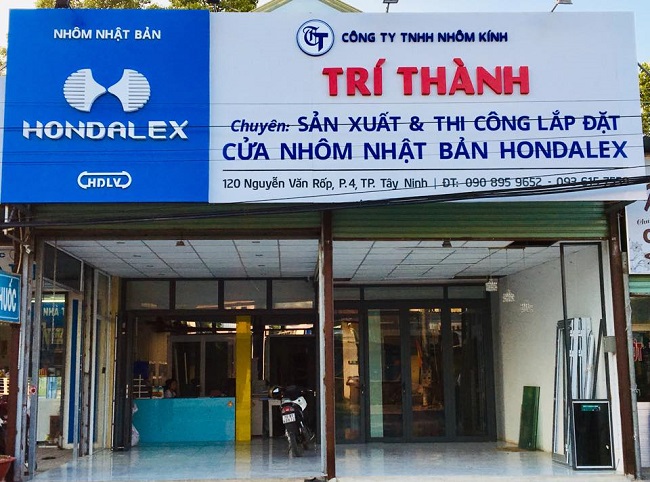 Mẫu bảng hiệu nhôm kính Xingfa đẹp - Ảnh 9