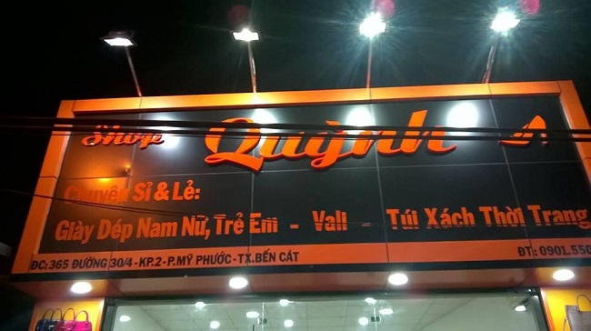 Biển quảng cáo shop giày dép - Ảnh 13